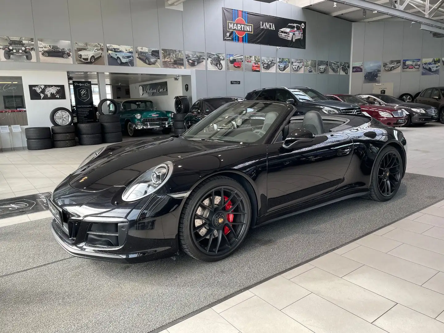Porsche 991 Carrera 4 GTS Cabriolet PDLS BOSE OHNE OPF! Schwarz - 2