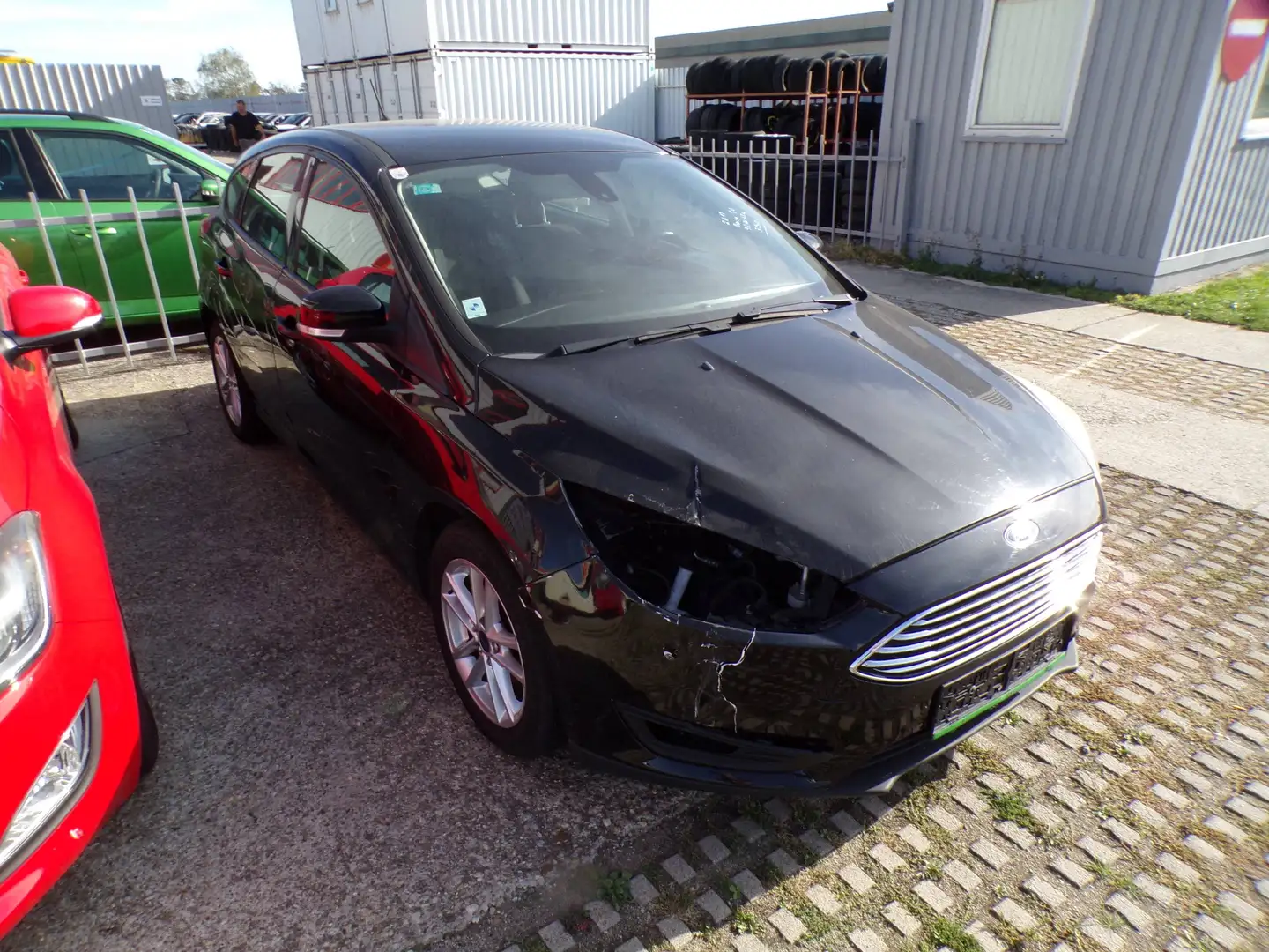 Ford Focus Focus  Trend 1,6 Ti-VCT Trend Schwarz - 2