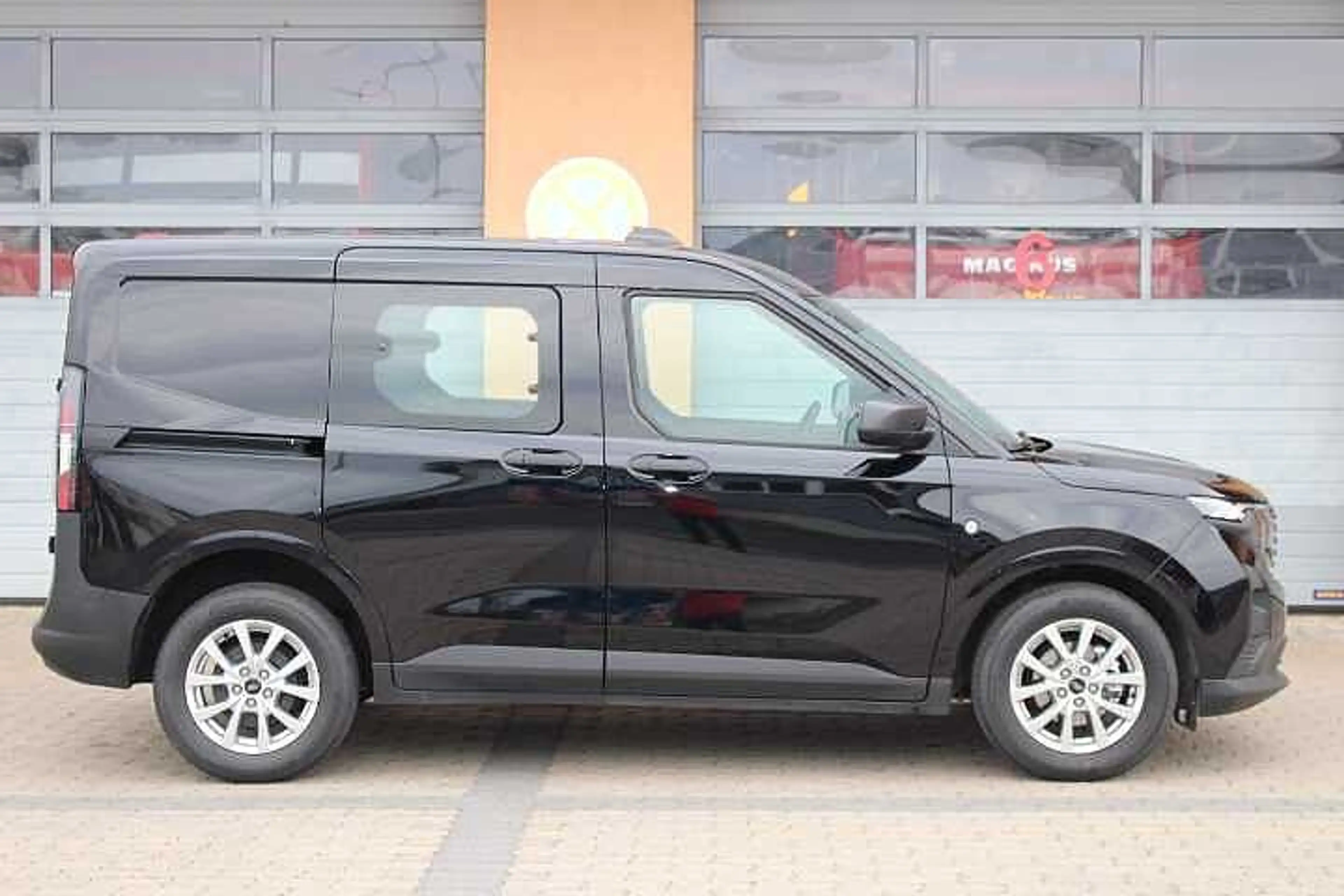 Ford Transit Courier Transit Courier DOKA 5-sitzer — photo 27
