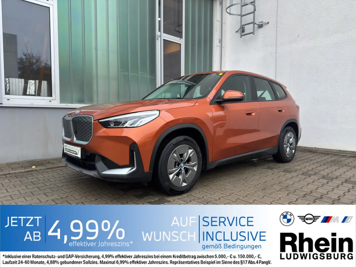 BMW iX1 xDrive30 Orange - 1