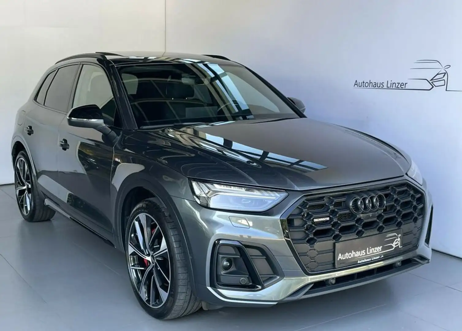 Audi Q5 55 TFSIe 4x4 SLine *MATRIX*LUFT*PANO*AHK*Sitzkü Grau - 1
