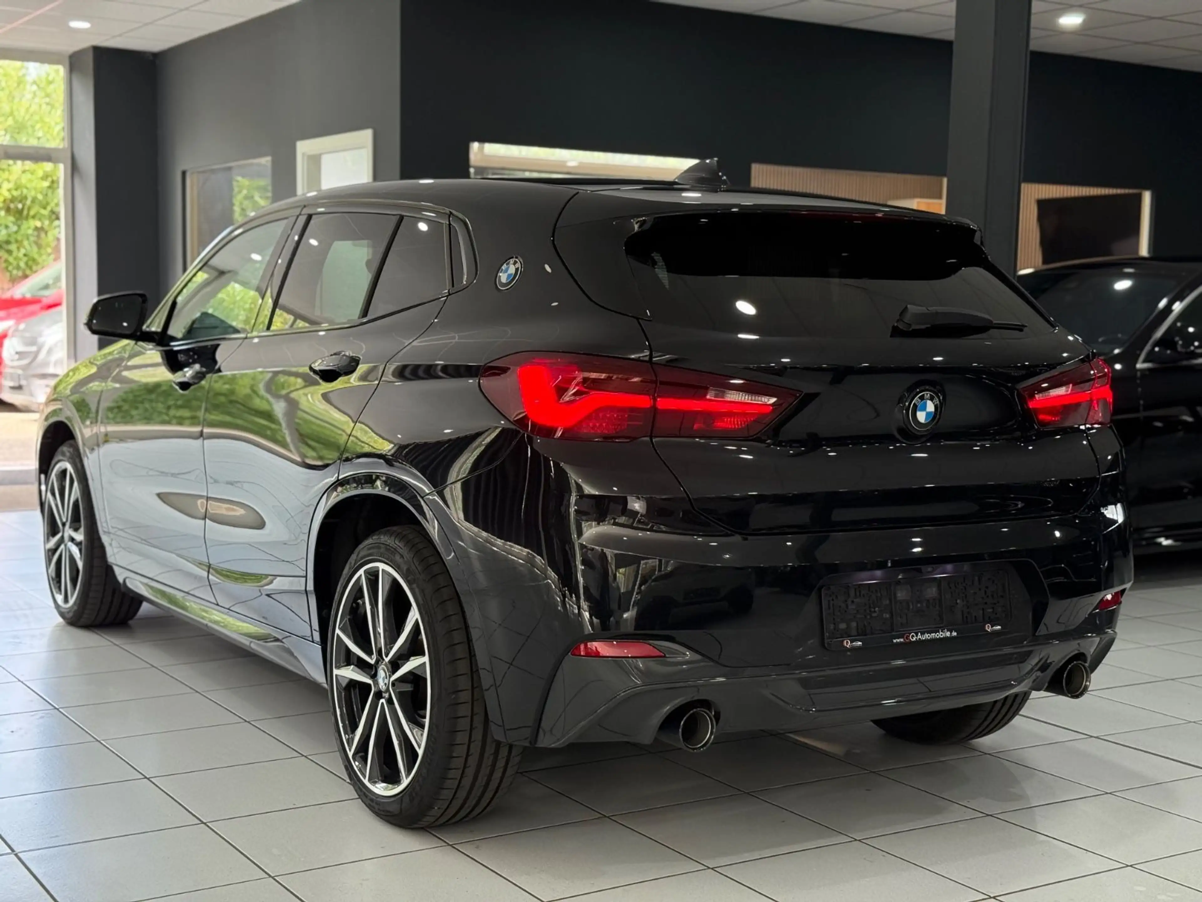 BMW X2 sDrive 18d*M-PAKET*PANO*HEADUP*KAMERA*HIFI* — photo 3