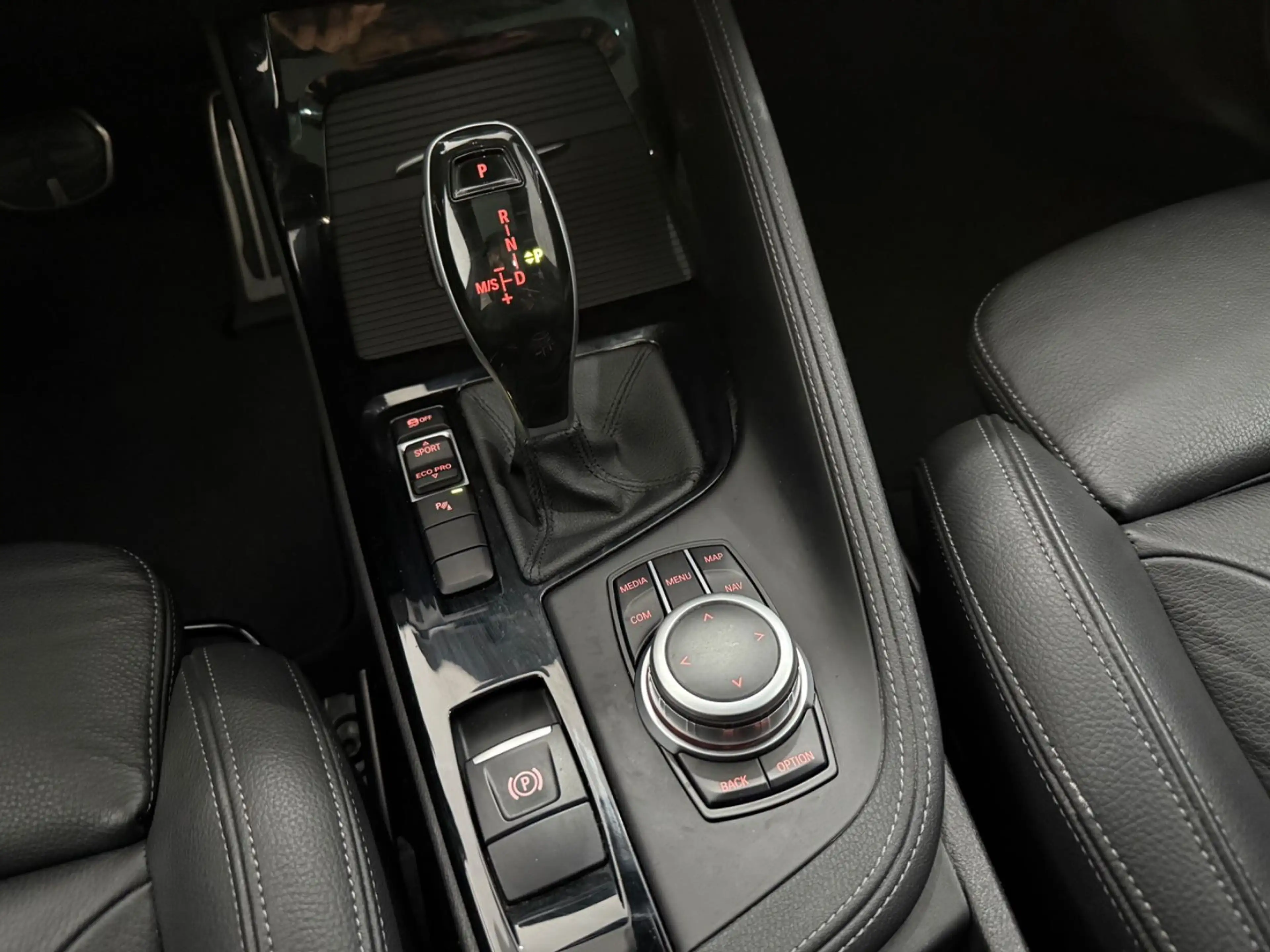 BMW X2 sDrive 18d*M-PAKET*PANO*HEADUP*KAMERA*HIFI* — photo 13