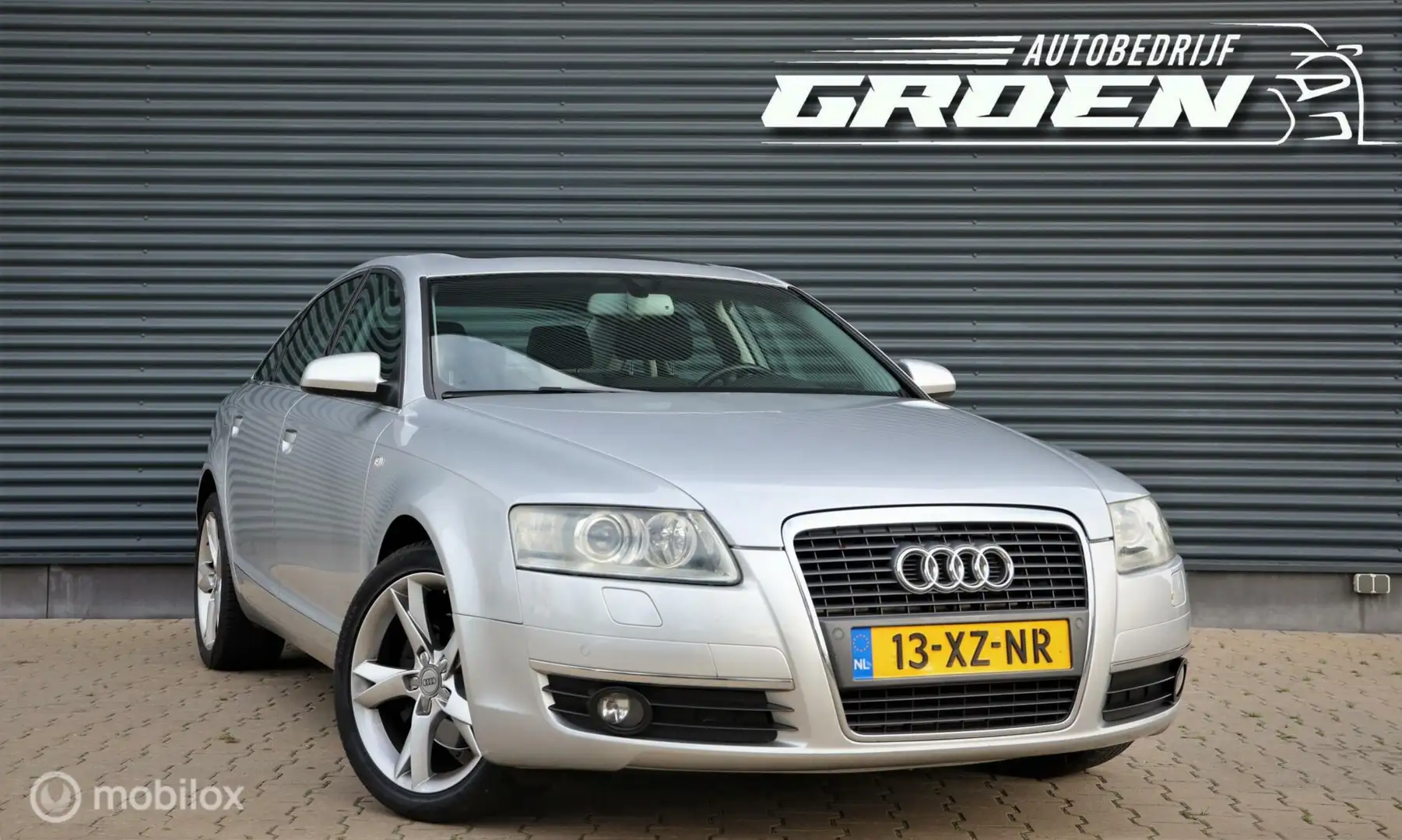 Audi A6 Limousine 3.2 FSI quattro Pro Line Grigio - 2