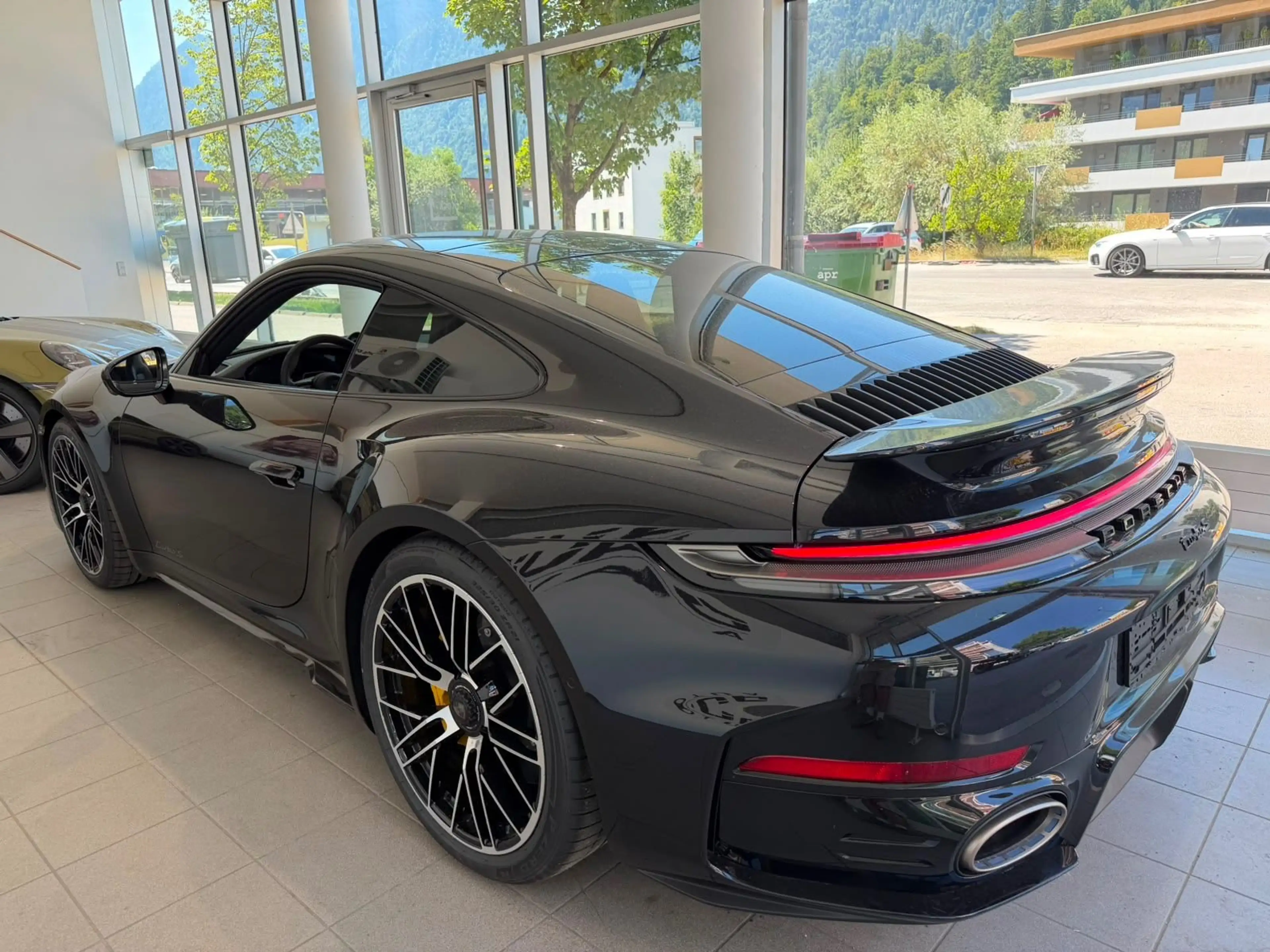 Porsche 992 911 992.2 Turbo S Sportdesignp/Burmeister/LIFT — photo 4