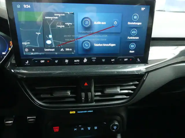 Ford Focus view 13