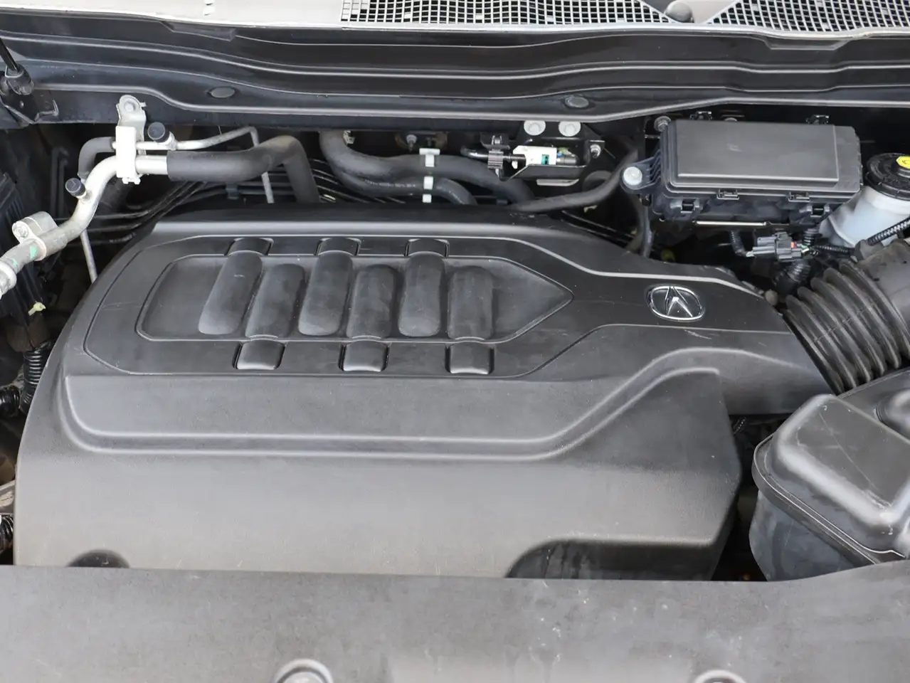 Acura MDX снимка Acura MDX