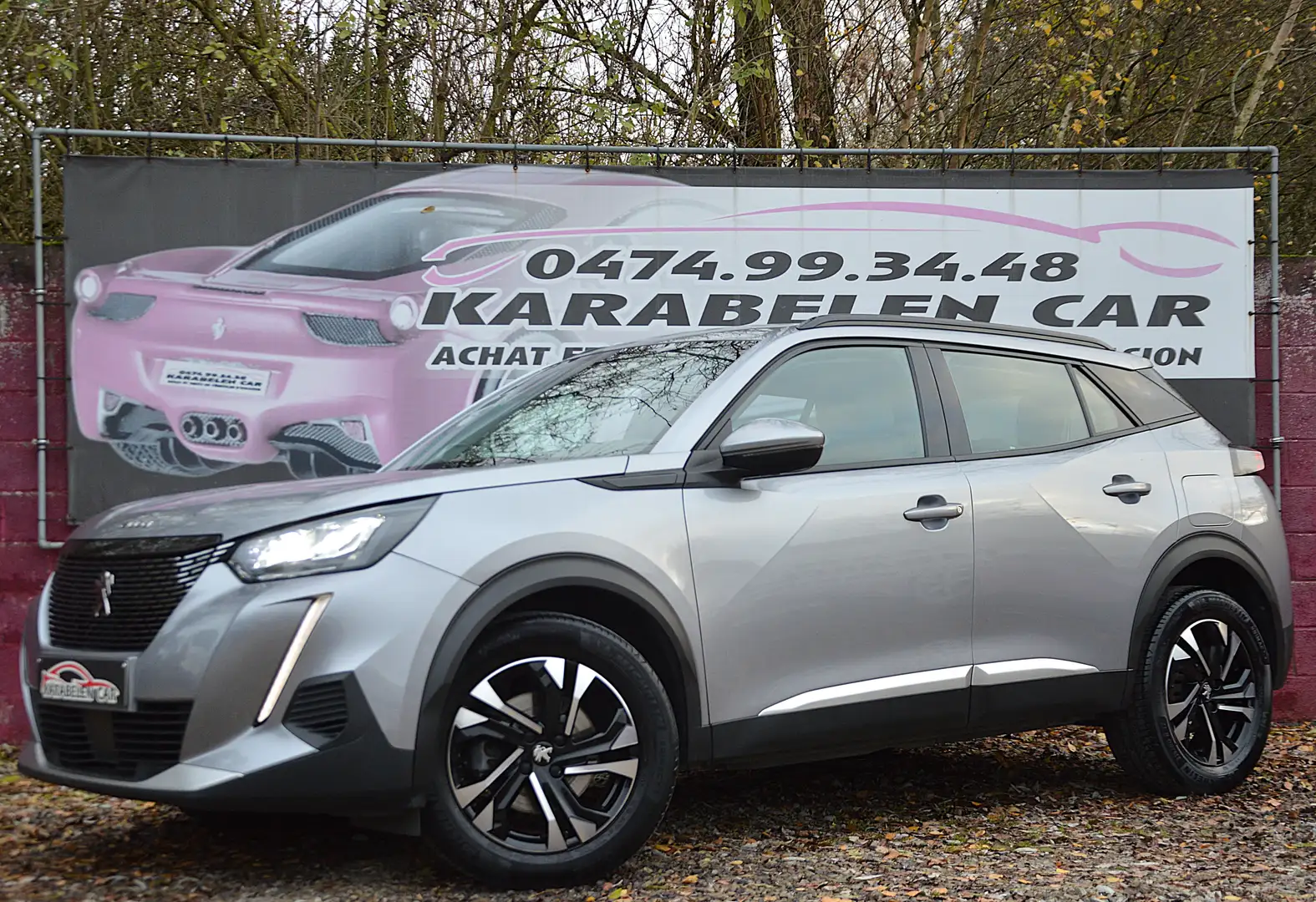 Peugeot 2008 1.5BlueHDi Allure BOITE AUT CARPLAY CAM 85.172KM Grau - 1