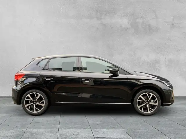 Seat Ibiza view 6