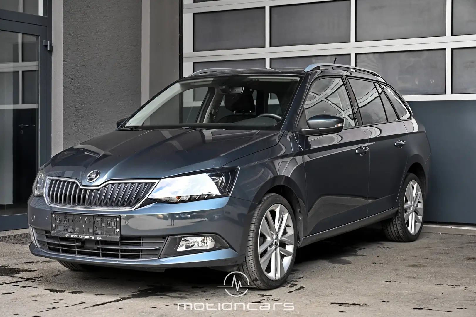 Skoda Fabia 1.0 TSI Style Green Tec Pickerl NEU Gri - 1