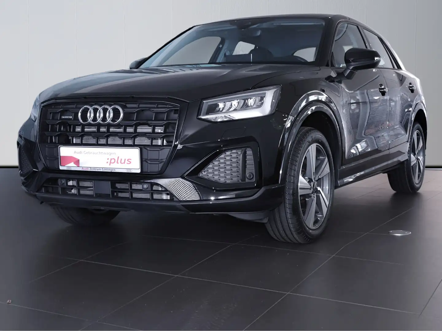 Audi Q2 40 TFSI quattro S tronic advanced OPTIK+SOUND Schwarz - 1