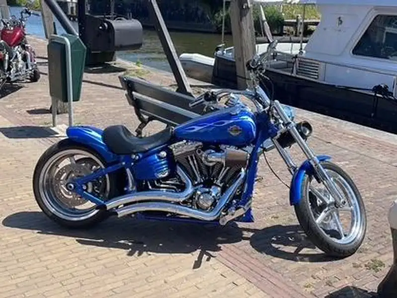 Harley-Davidson Rocker C - foto 5