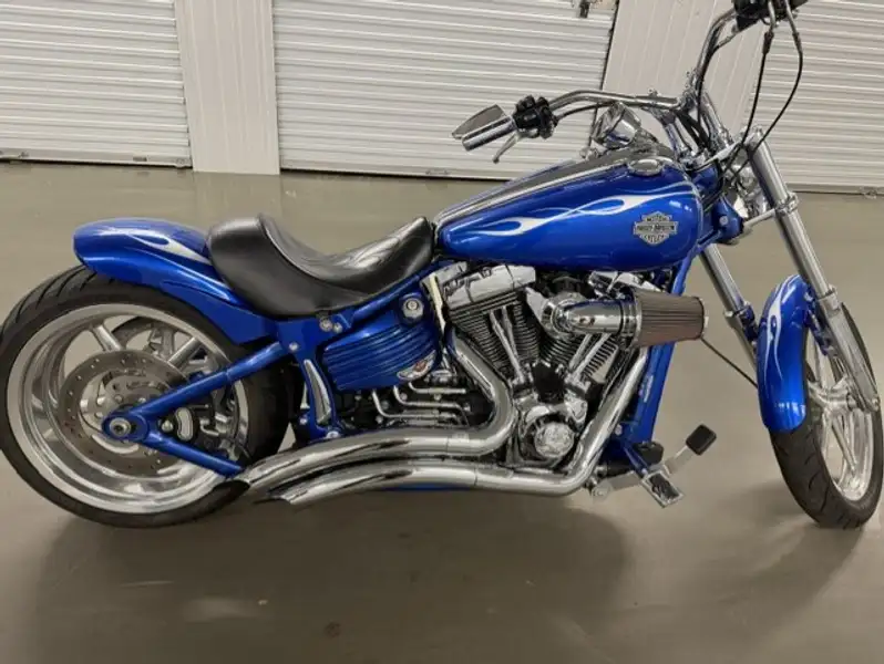 Harley-Davidson Rocker C - foto 6