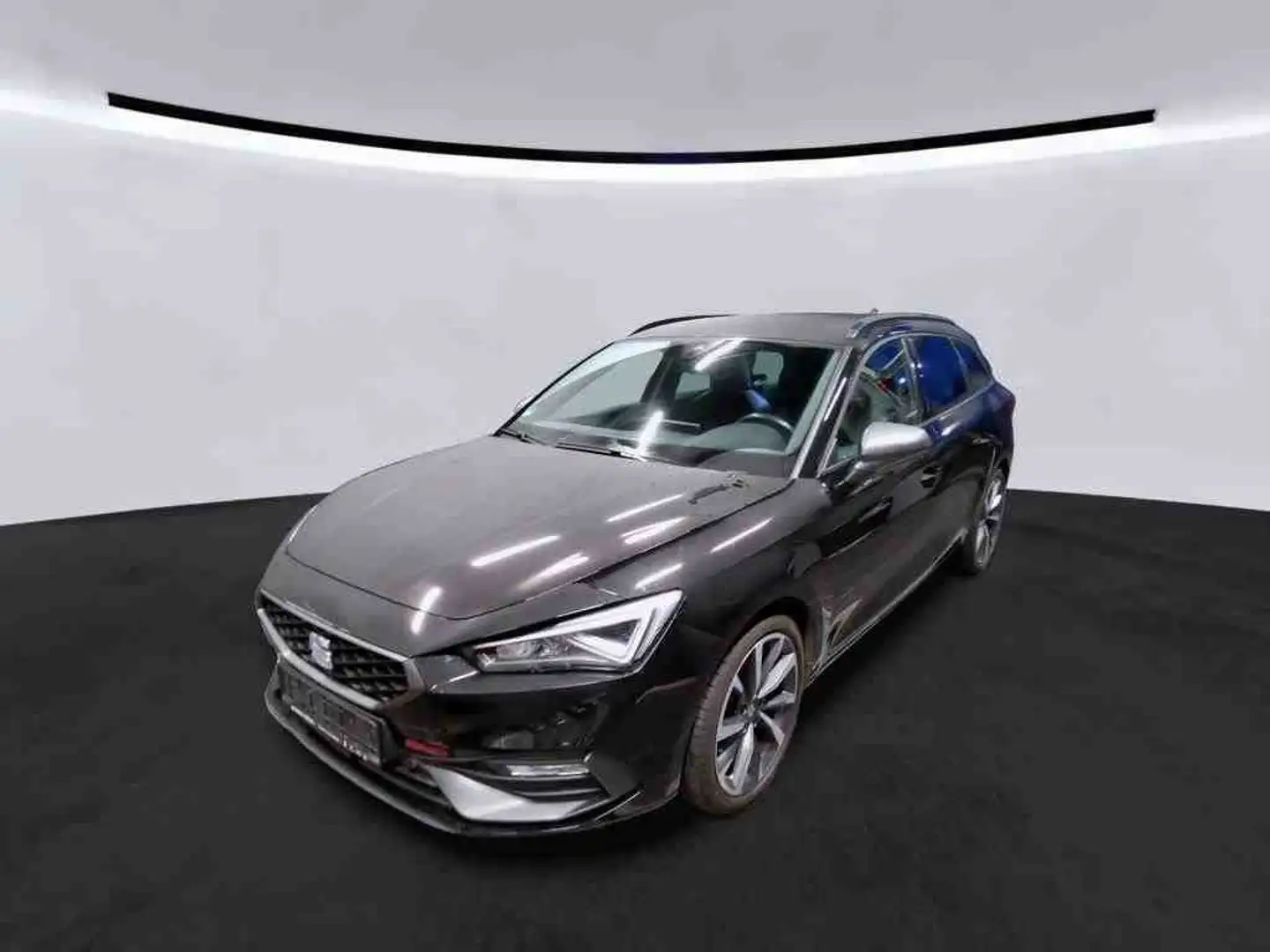 SEAT Leon SP 1.5 eTSI DSG FR +LED +ACC +RKAM +NAVI +SHZ +18 Schwarz - 2