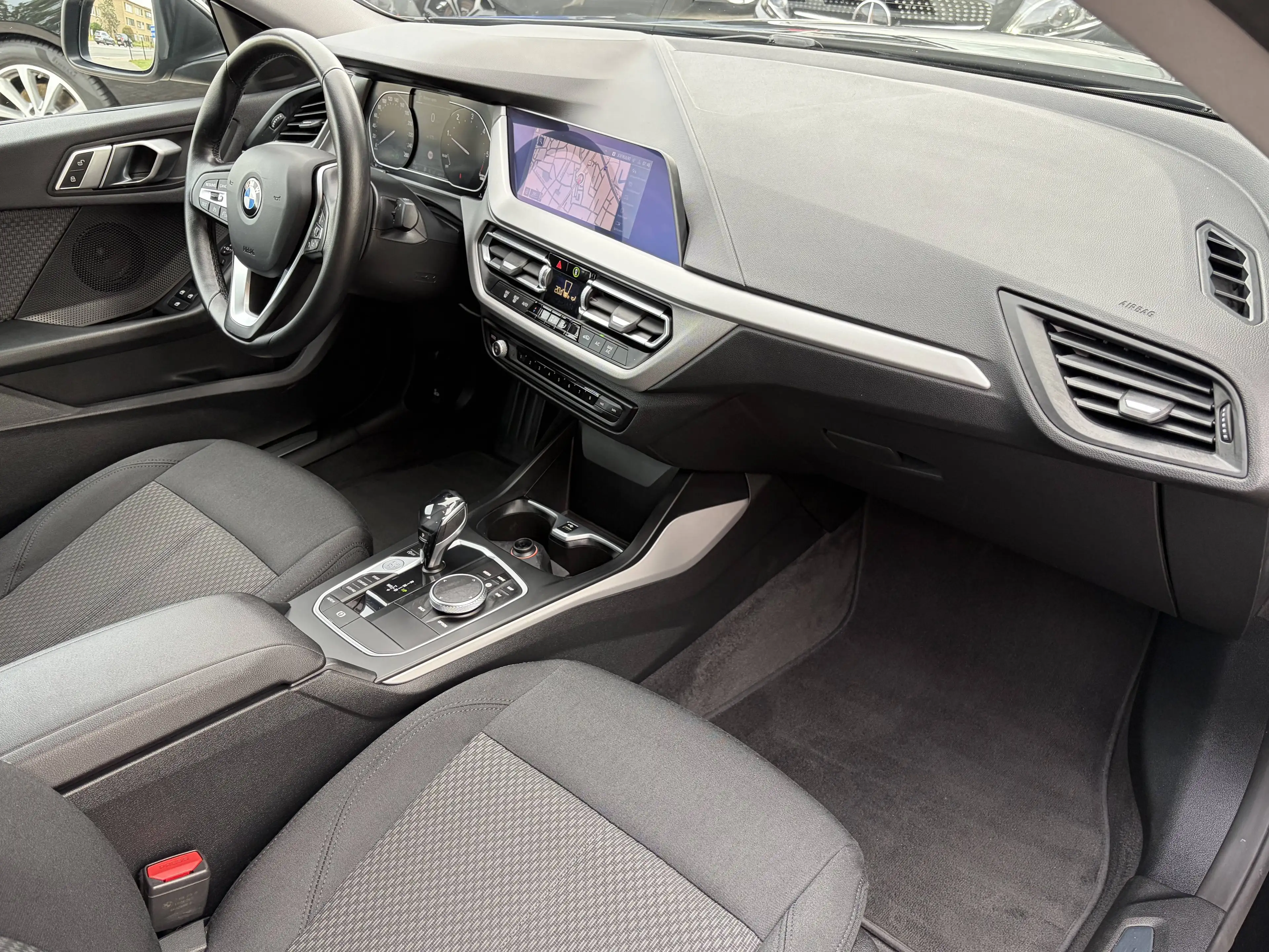 BMW 216 dA Gran Coupé - CARPLAY — photo 13