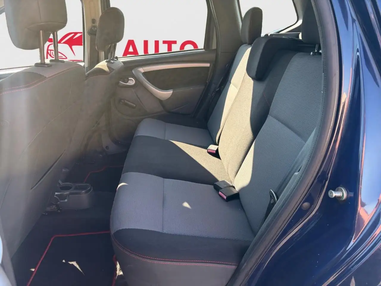 Dacia Duster — photo 13