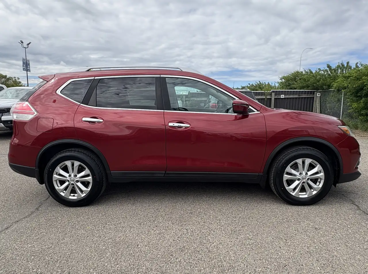 Nissan Rogue fotografie Nissan Rogue