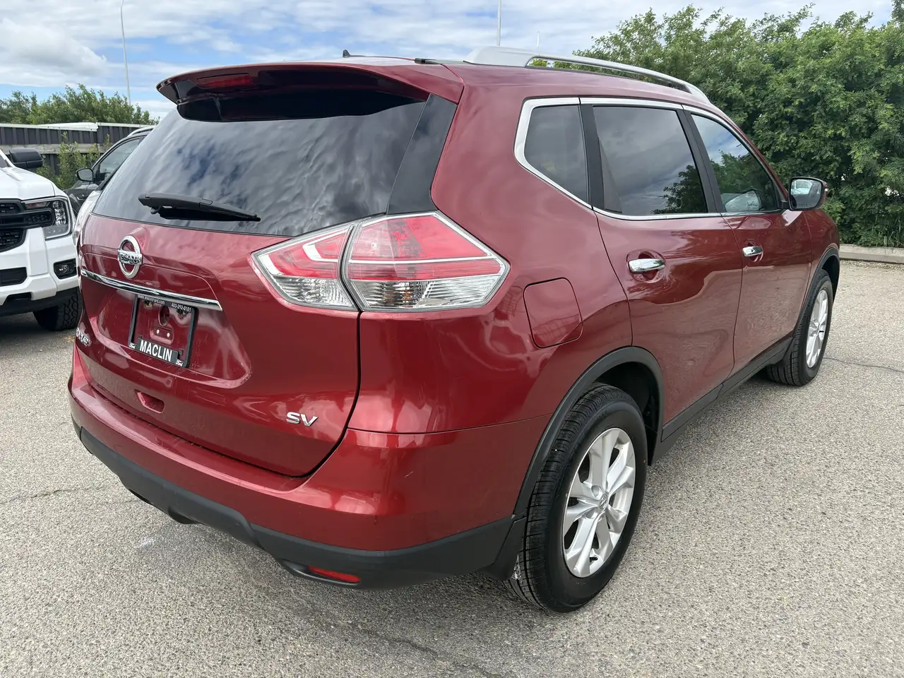 Nissan Rogue fotografie Nissan Rogue