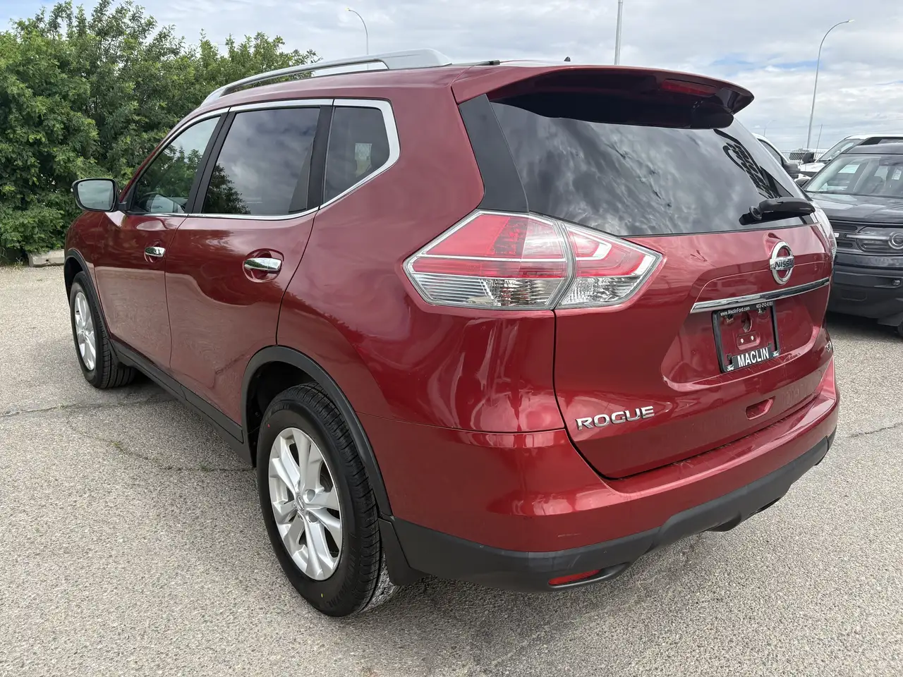 Nissan Rogue fotografie Nissan Rogue
