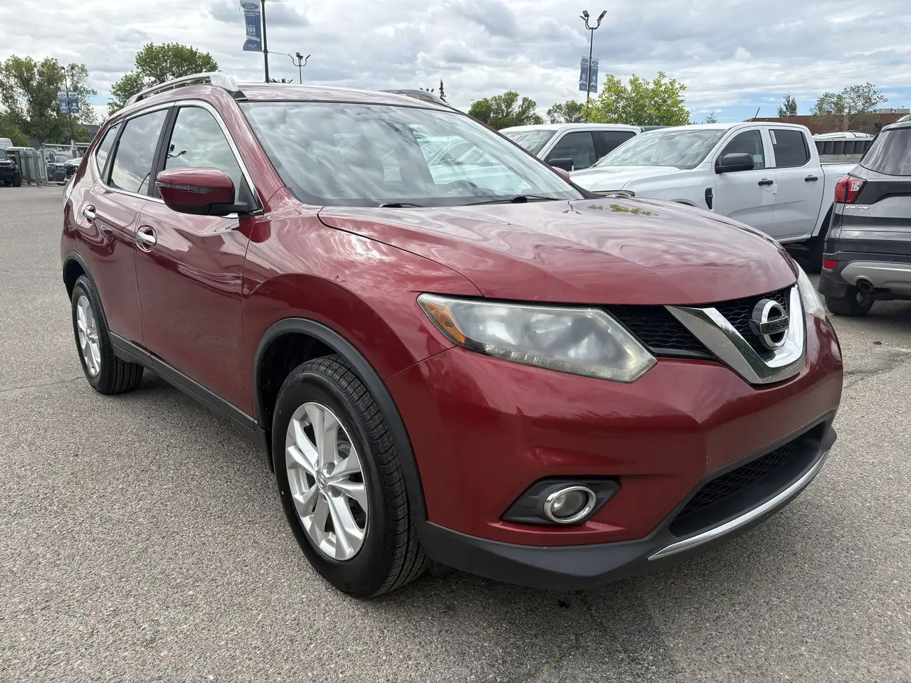 Nissan Rogue fotografie Nissan Rogue