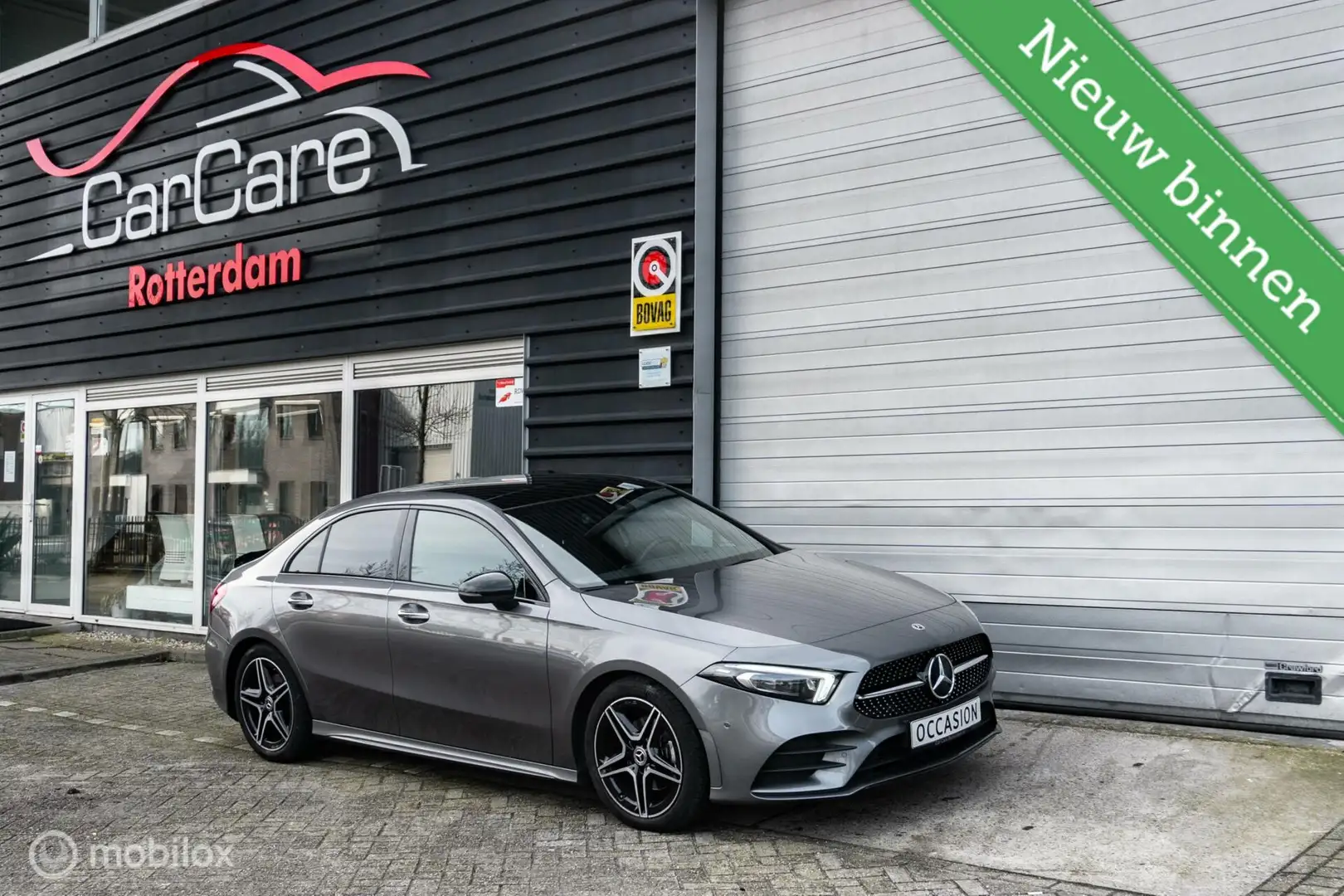 Mercedes-Benz A 200 Business Solution AMG & Night Pakket|Pano|Sfeerver Grey - 1