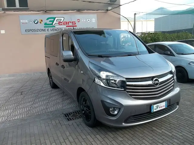 Opel Vivaro PIU'IVA22%5POSTI,PELLE