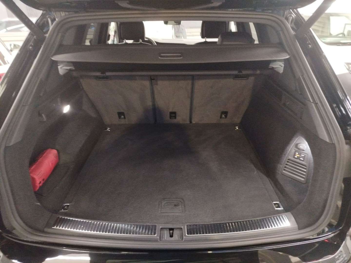 Volkswagen Touareg 4Motion R-Line -  - Joinsteer - #4