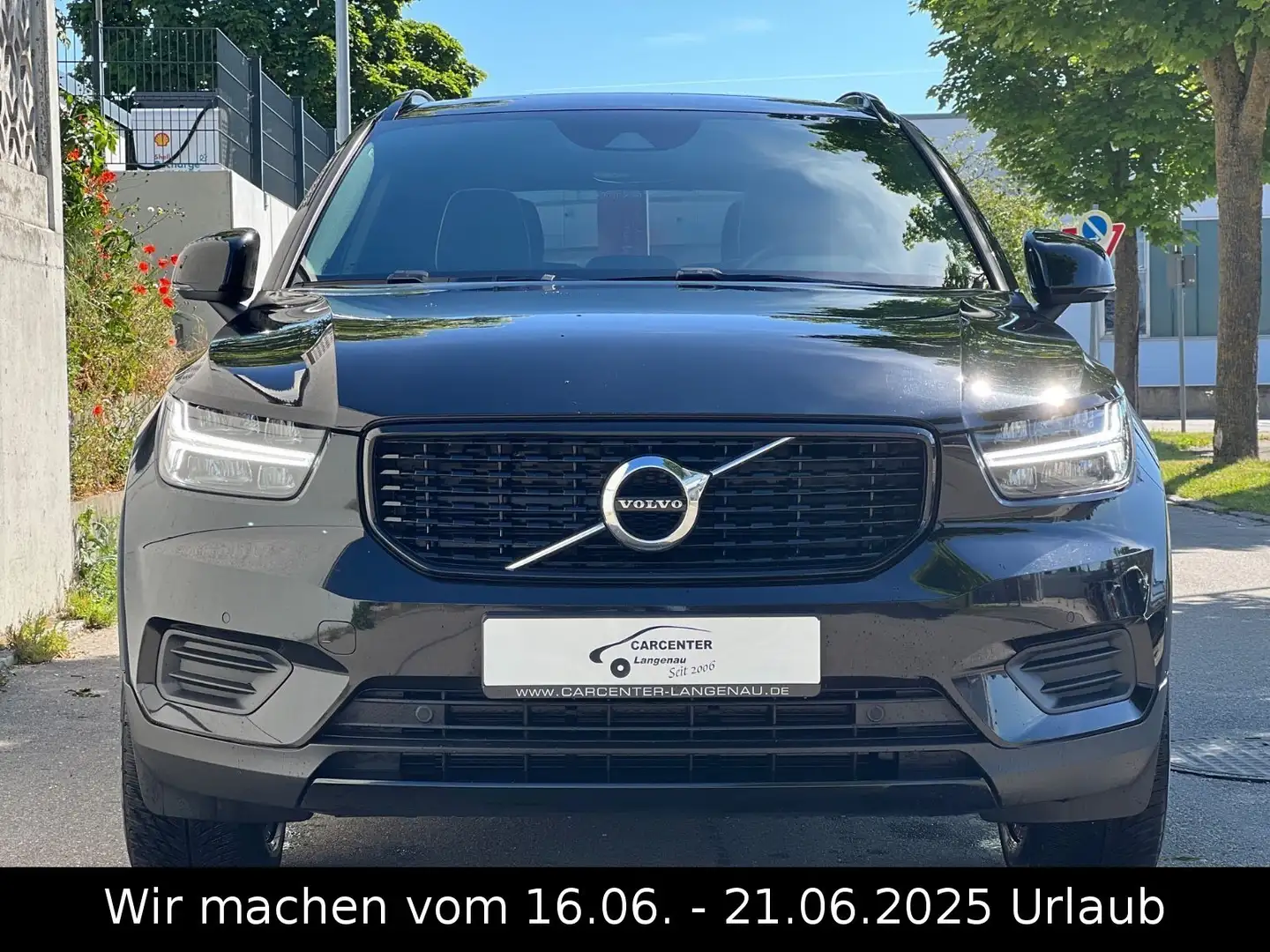 Volvo XC40 R Design AWD + 8 x ALU Schwarz - 2