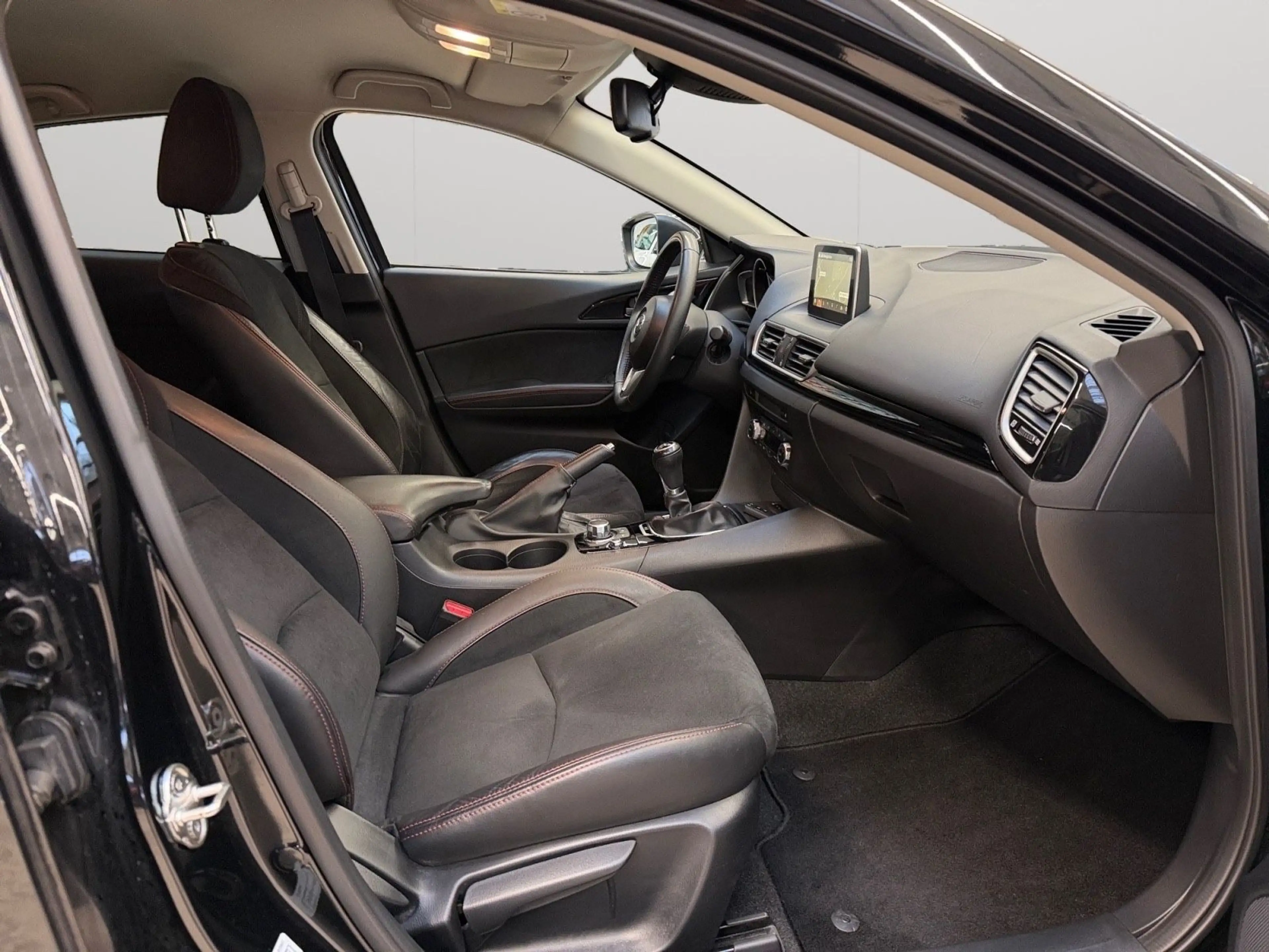 Mazda 3 Lim. Nakama/Alcantara/Kamera/Export — photo 9