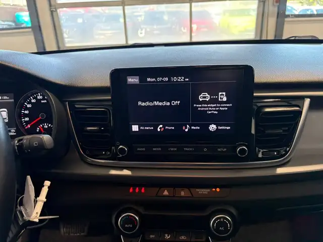 Kia Rio view 11