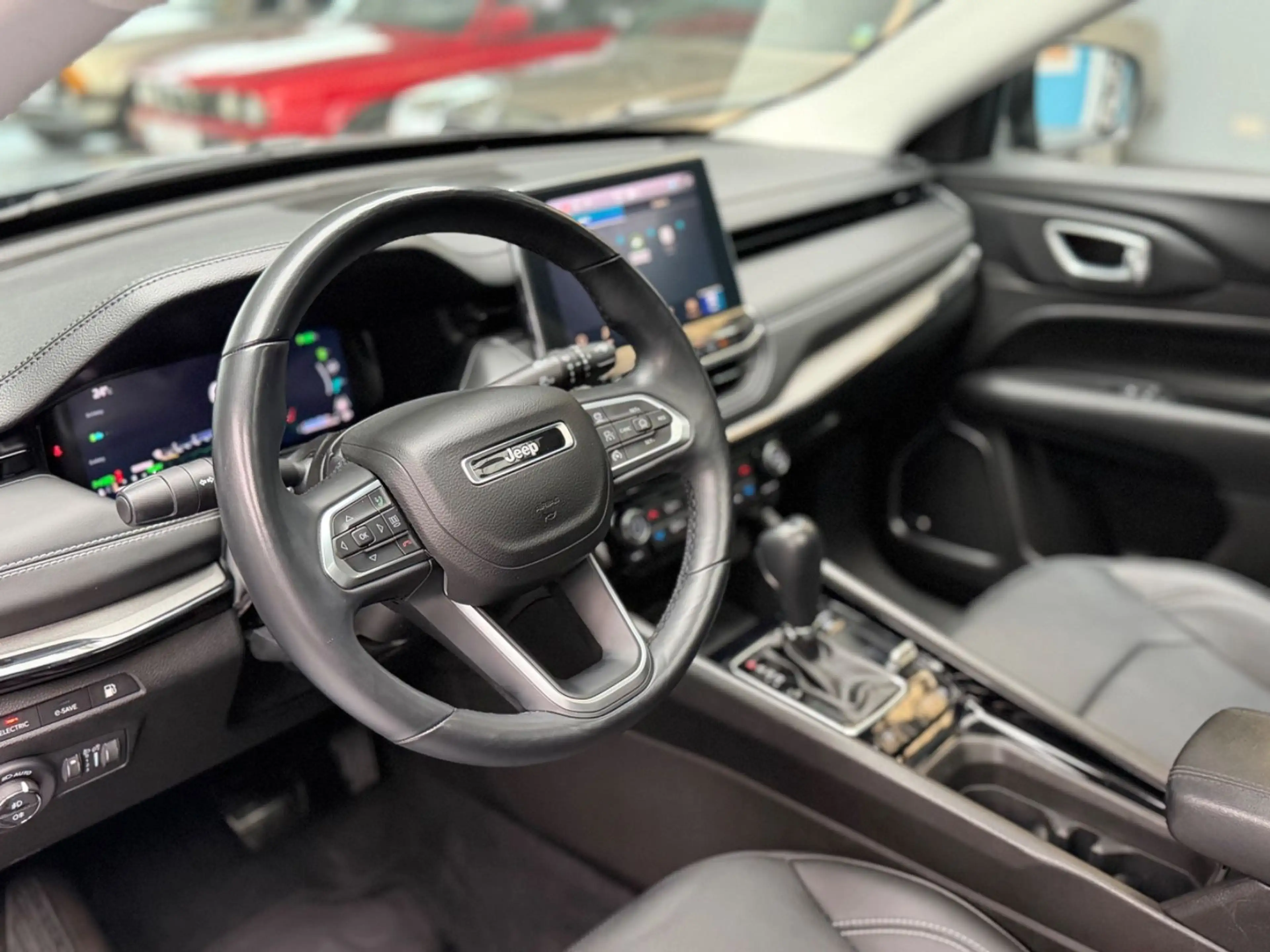 Jeep Compass S Plug-In Hybrid 4WD Kamera PANO LED SHZ — photo 13