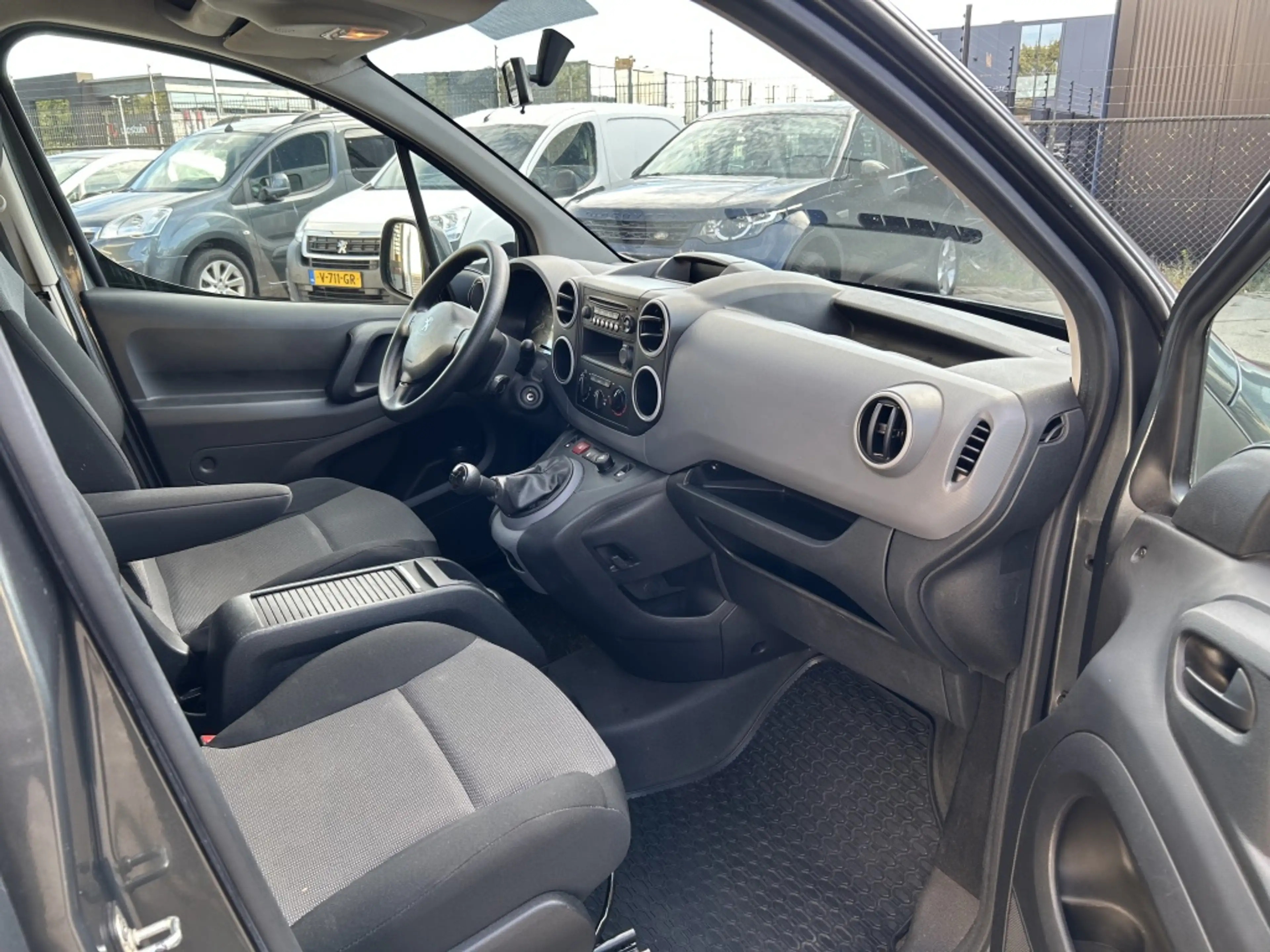 Peugeot Partner 120 1.6 BlueHDi airco — photo 5