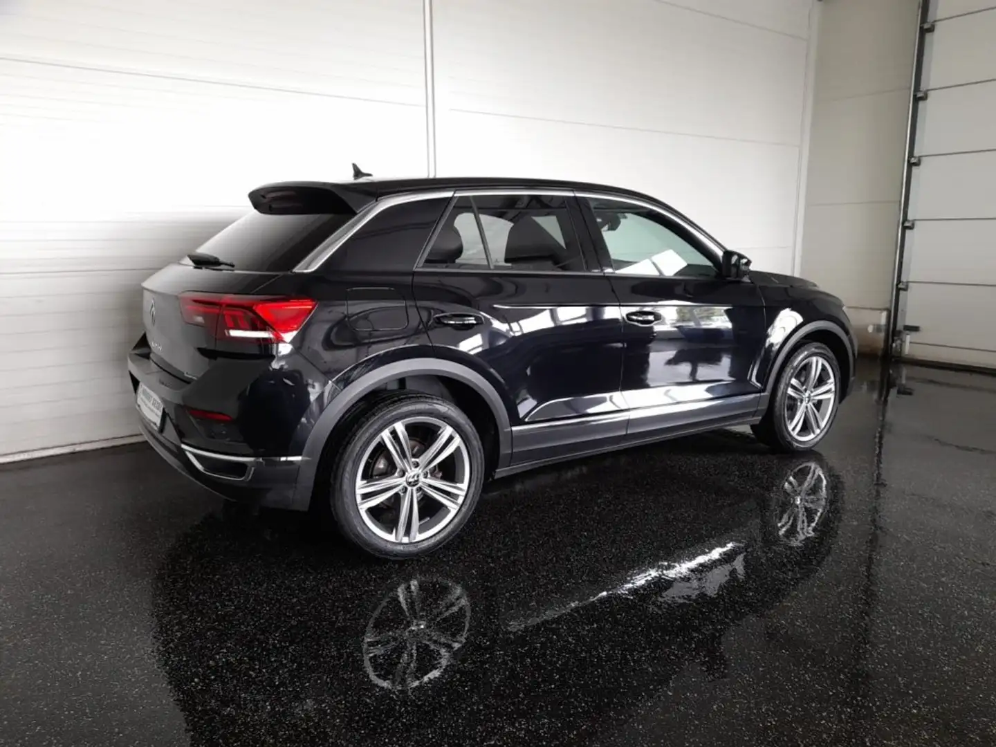 Volkswagen T-Roc SPORT 4x4 2,0 TDI DSG *18 ZOLL / LED MIT FERNLICHTASSIST / NAVI / ACC / VERKEHRSZEICHEN & SPURHALTEASSIST* Schwarz - 2