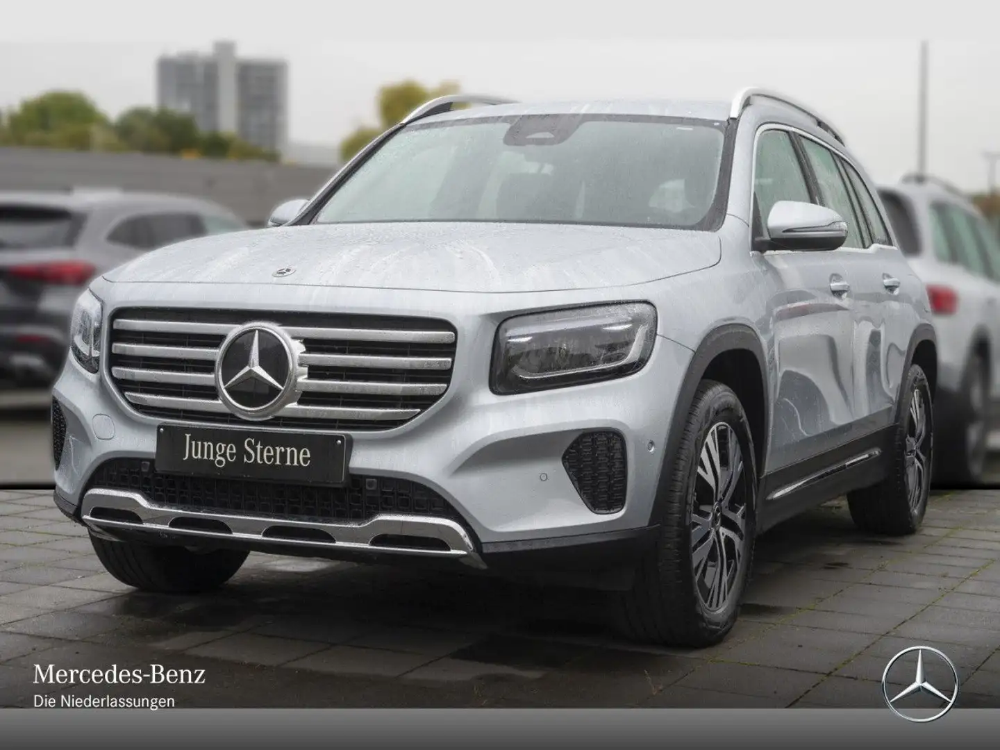 Mercedes-Benz GLB 200 d PROGRESSIVE+LED+KAMERA+KEYLESS+8G Silber - 2