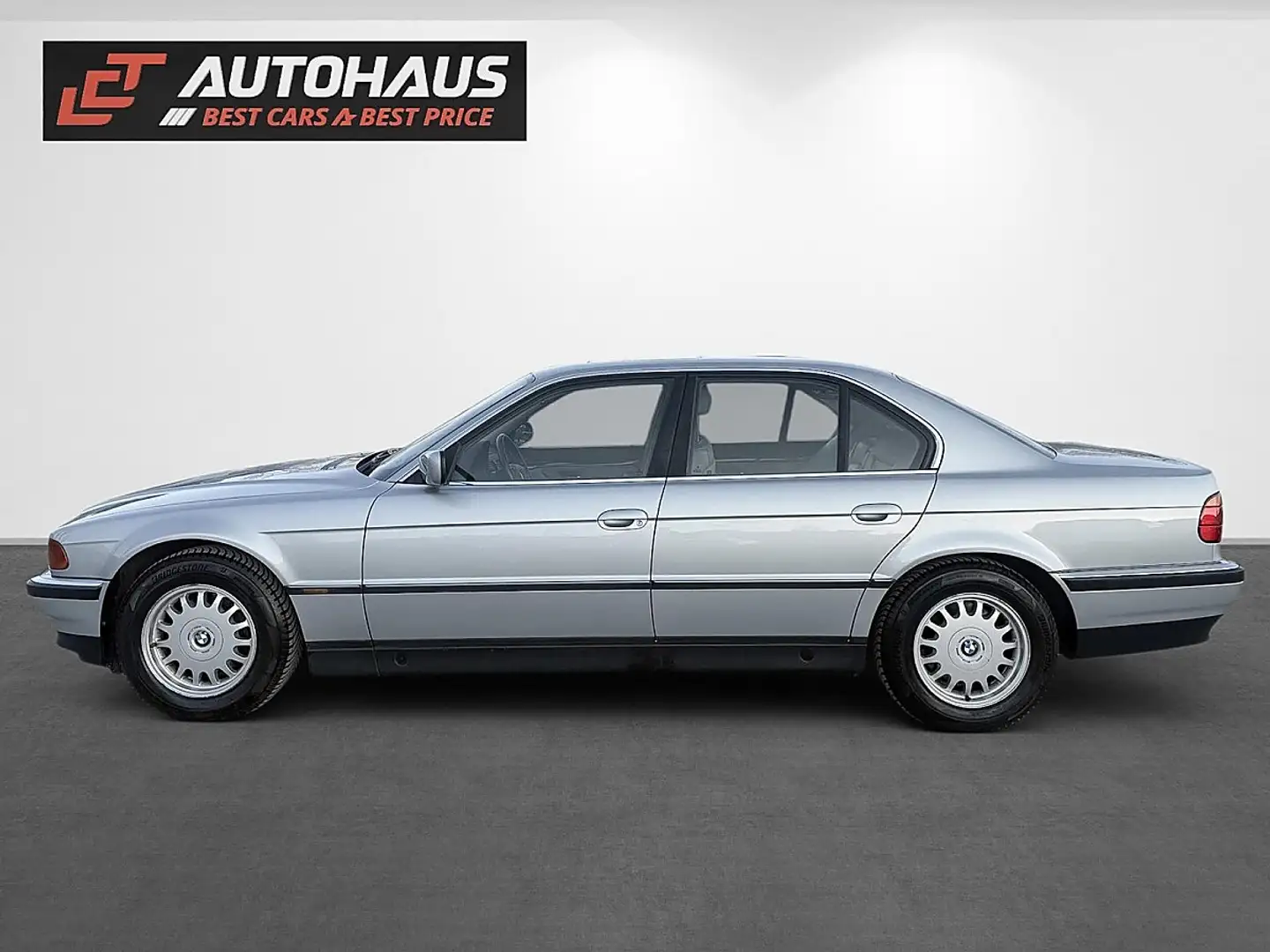 BMW 730 i Aut. | 1.BESITZ | HERVORRAGENDER ZUSTAND | SC... Grau - 2
