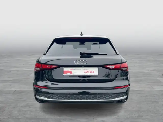 Audi A3 view 4