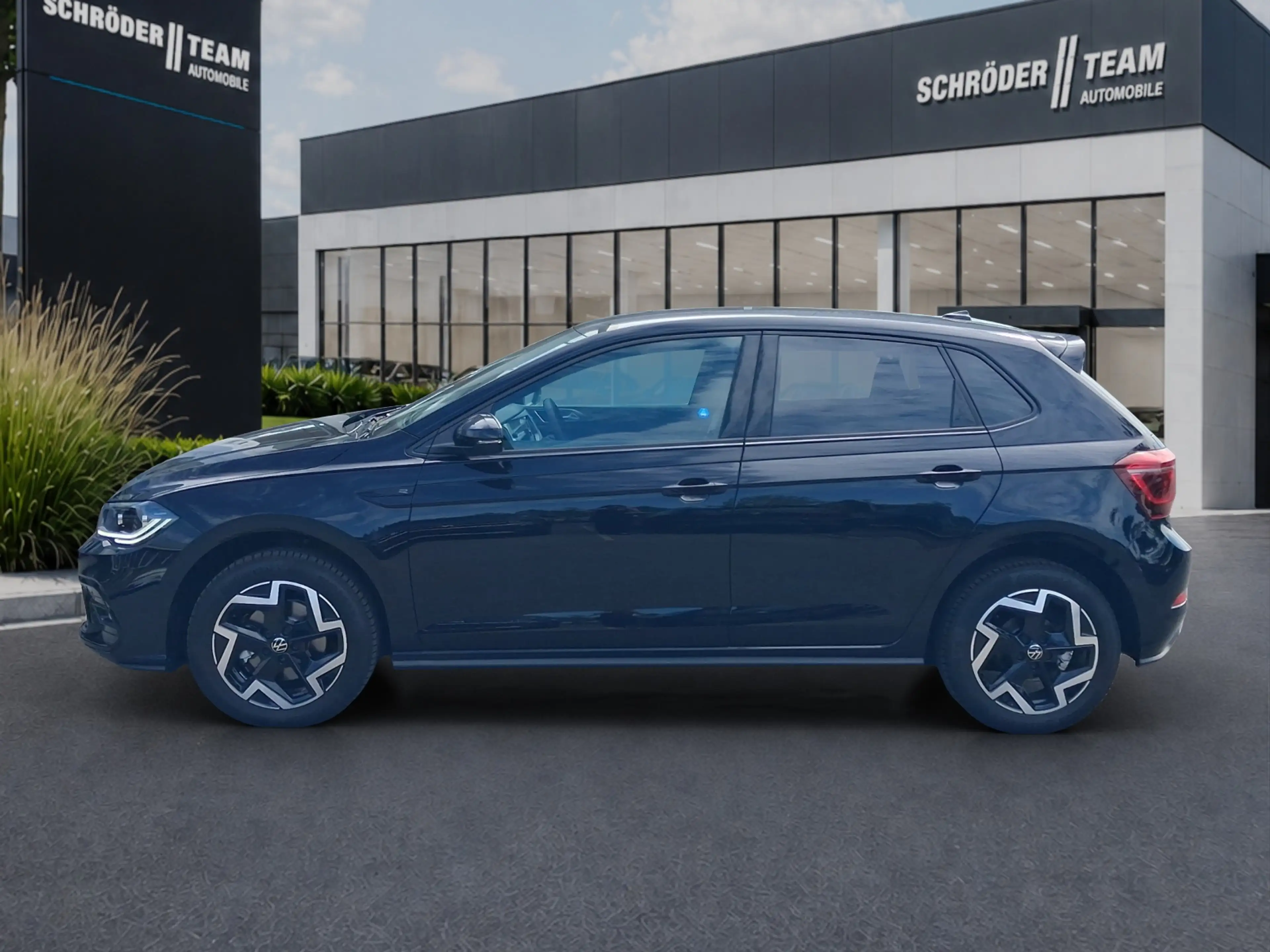 Volkswagen Polo R-Line 1,0 l TSI 85 kW (116 PS) 7-Gang-Doppelku... — photo 2