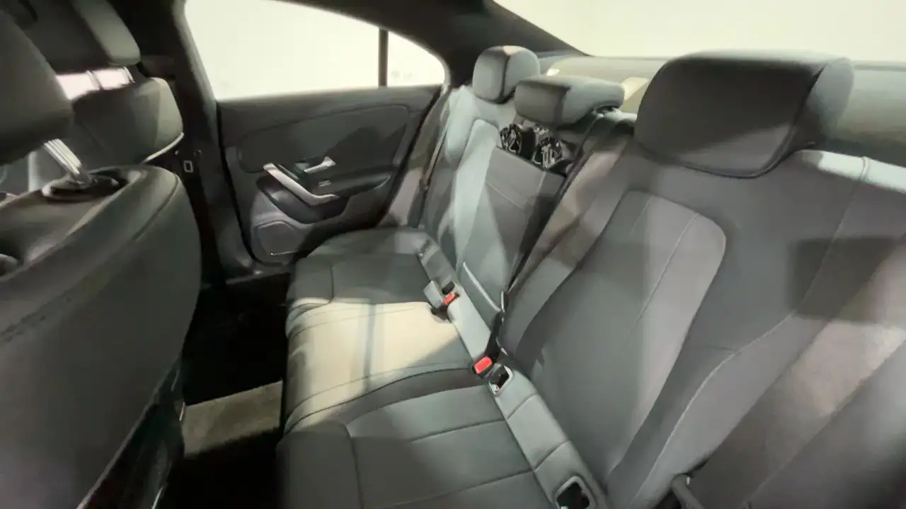 Mercedes-Benz CLA 180 CLA 180d Luxury Line auto 10