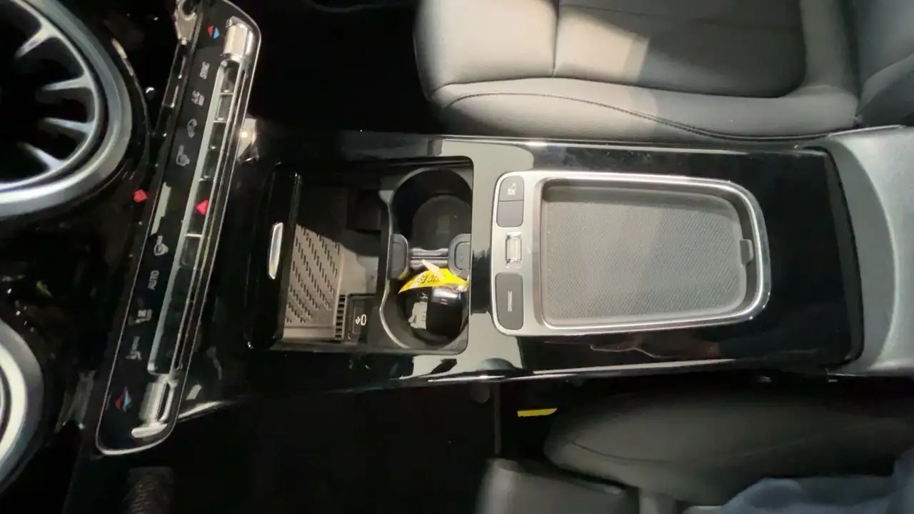 Mercedes-Benz CLA 180 CLA 180d Luxury Line auto 15