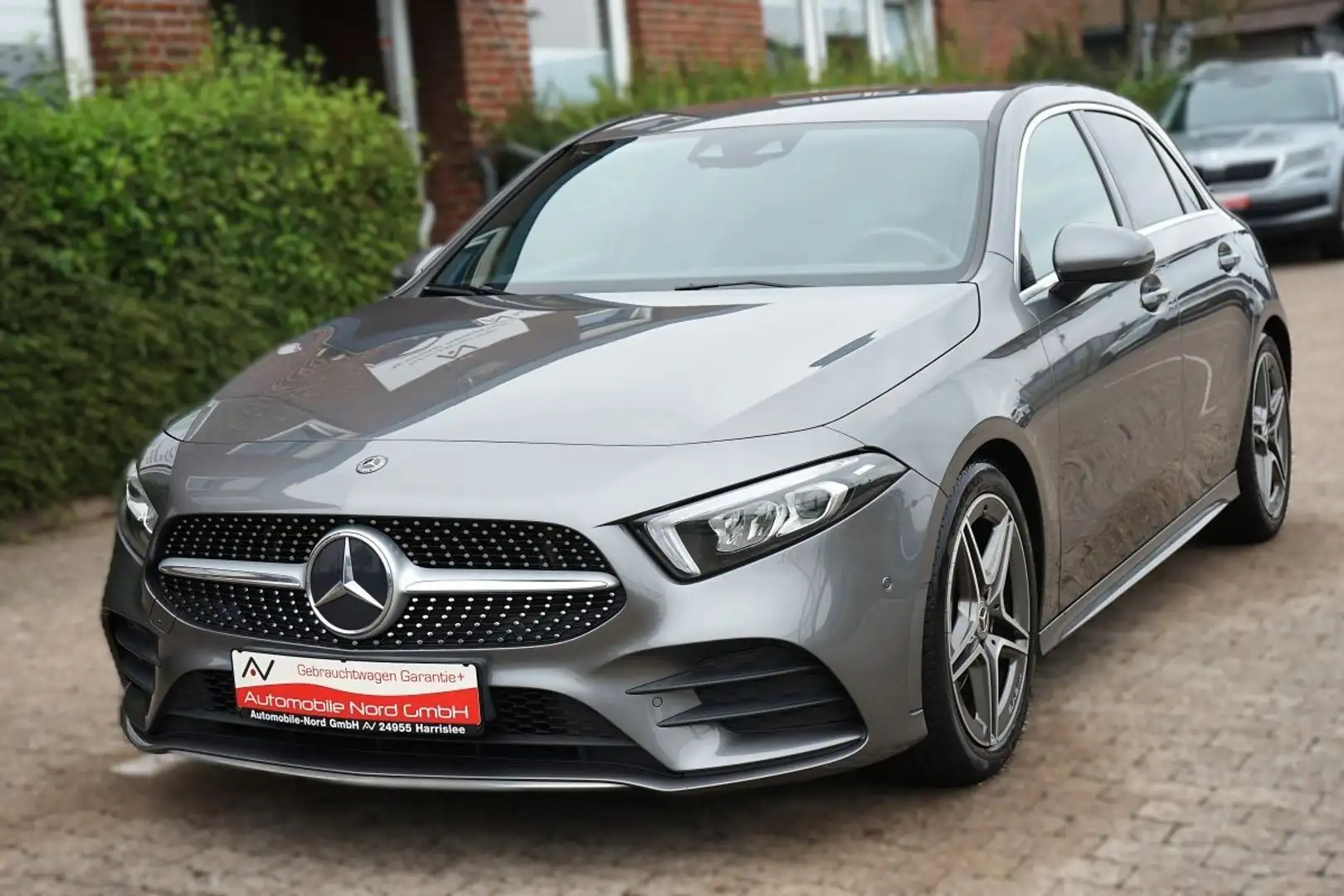 Mercedes-Benz A 200 *AMG Paket*Service Neu*Hu Au Neu Gris - 1