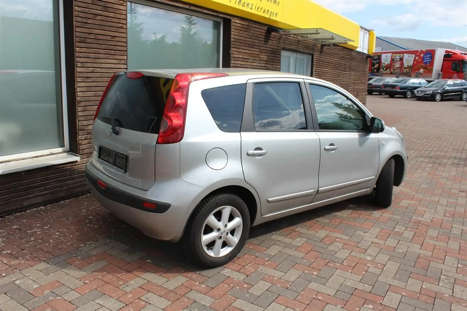 Nissan Note 1.4 Klimaautonatik, 4x elektr. Fensterh. Silber - 2