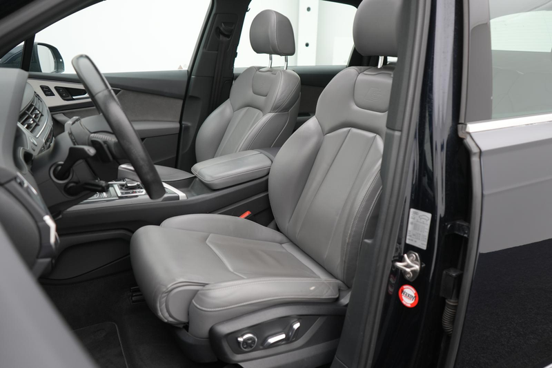 Audi Q7 e-tron quattro S-Line,360,BOSE,LUFT,AHK,PANO — photo 6