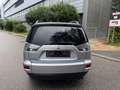 Mitsubishi Outlander Instyle 4WD/1.Hand/7.Sitzer/Insp. neu Gümüş rengi - thumbnail 6