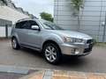 Mitsubishi Outlander Instyle 4WD/1.Hand/7.Sitzer/Insp. neu Gümüş rengi - thumbnail 3