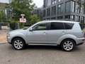 Mitsubishi Outlander Instyle 4WD/1.Hand/7.Sitzer/Insp. neu Gümüş rengi - thumbnail 8