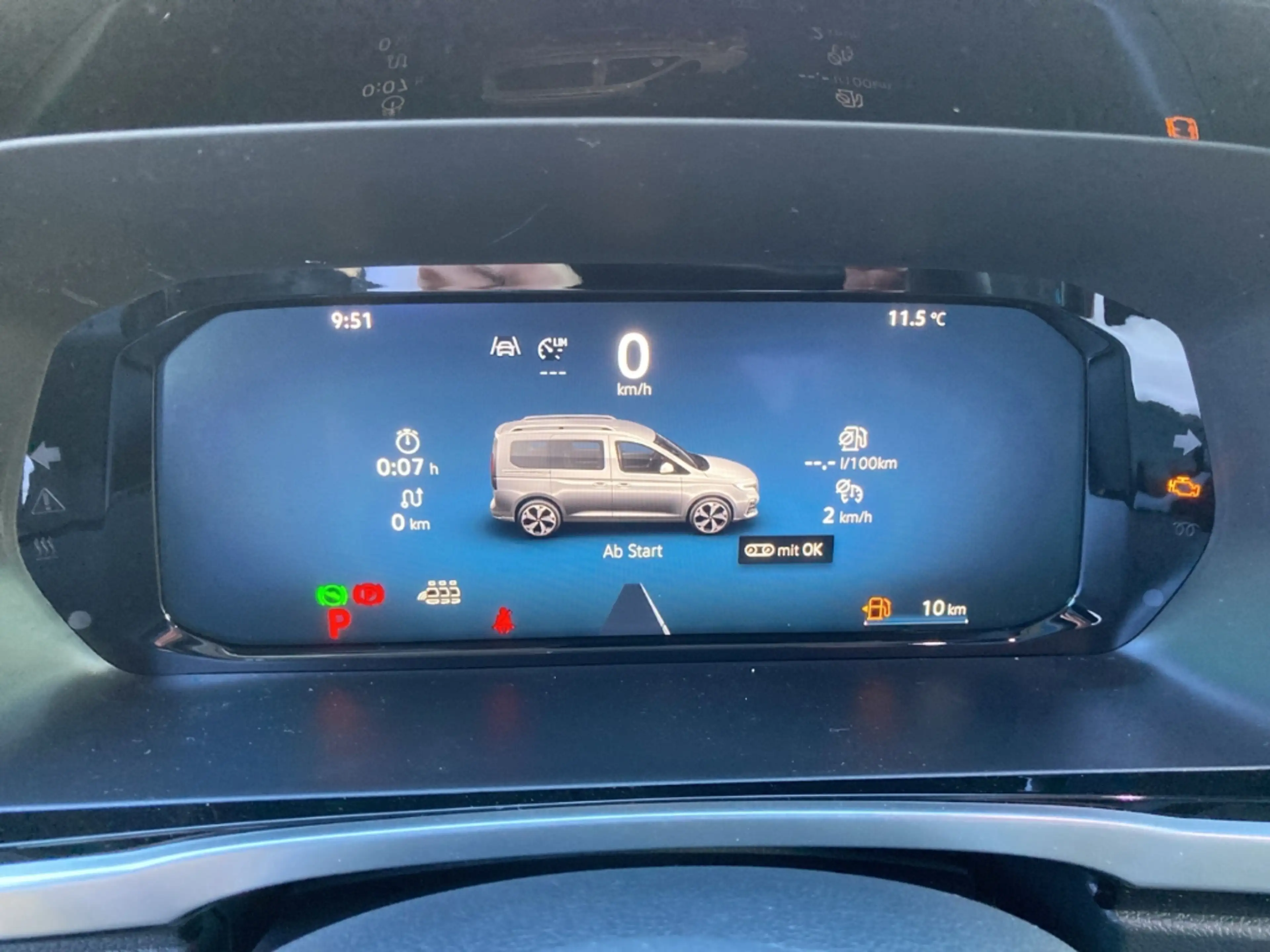 Ford Grand Tourneo Active 5 Sitze GJR LED RFK Panorama Fahrerass.-Pak — photo 13
