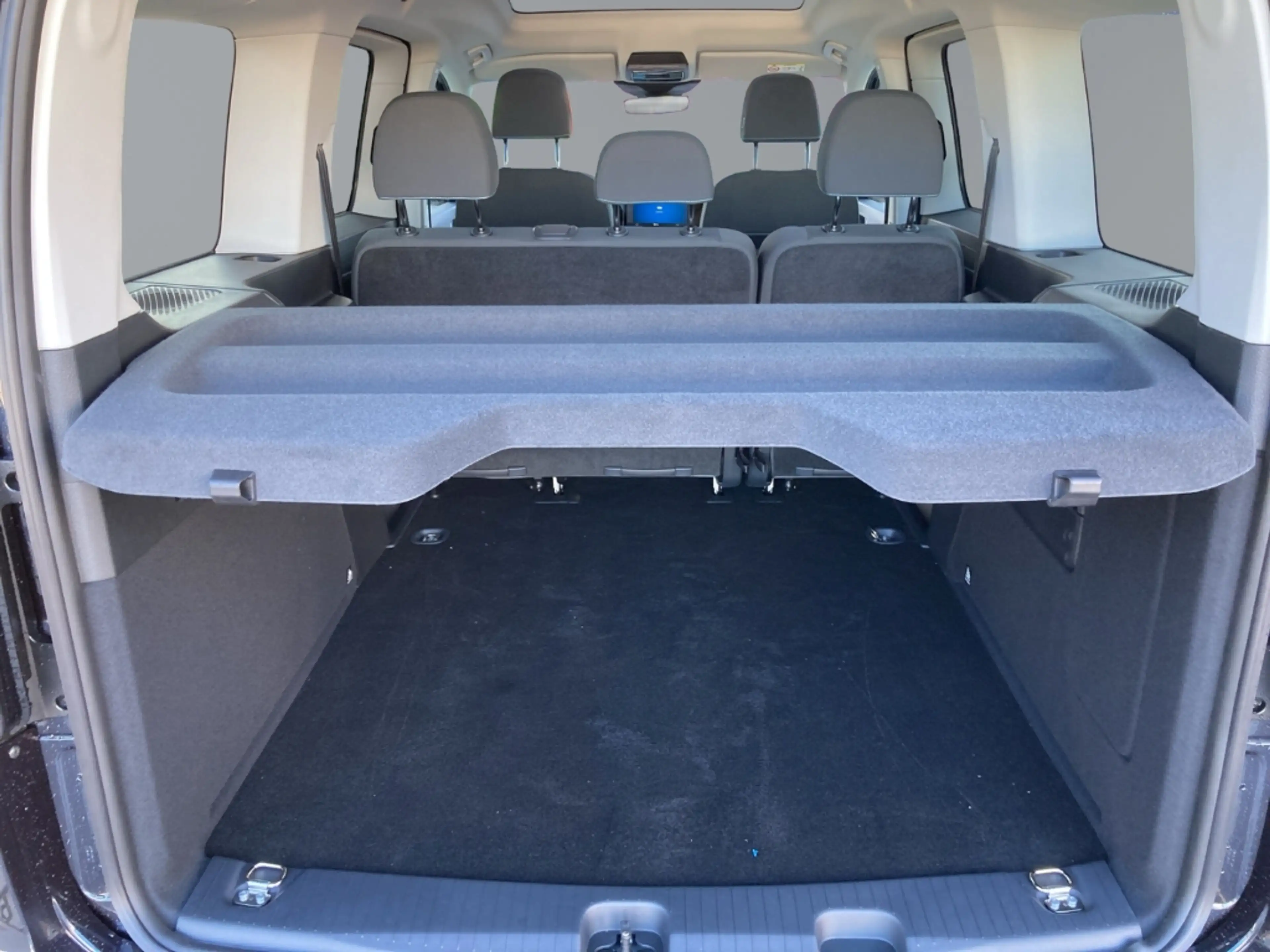 Ford Grand Tourneo Active 5 Sitze GJR LED RFK Panorama Fahrerass.-Pak — photo 6