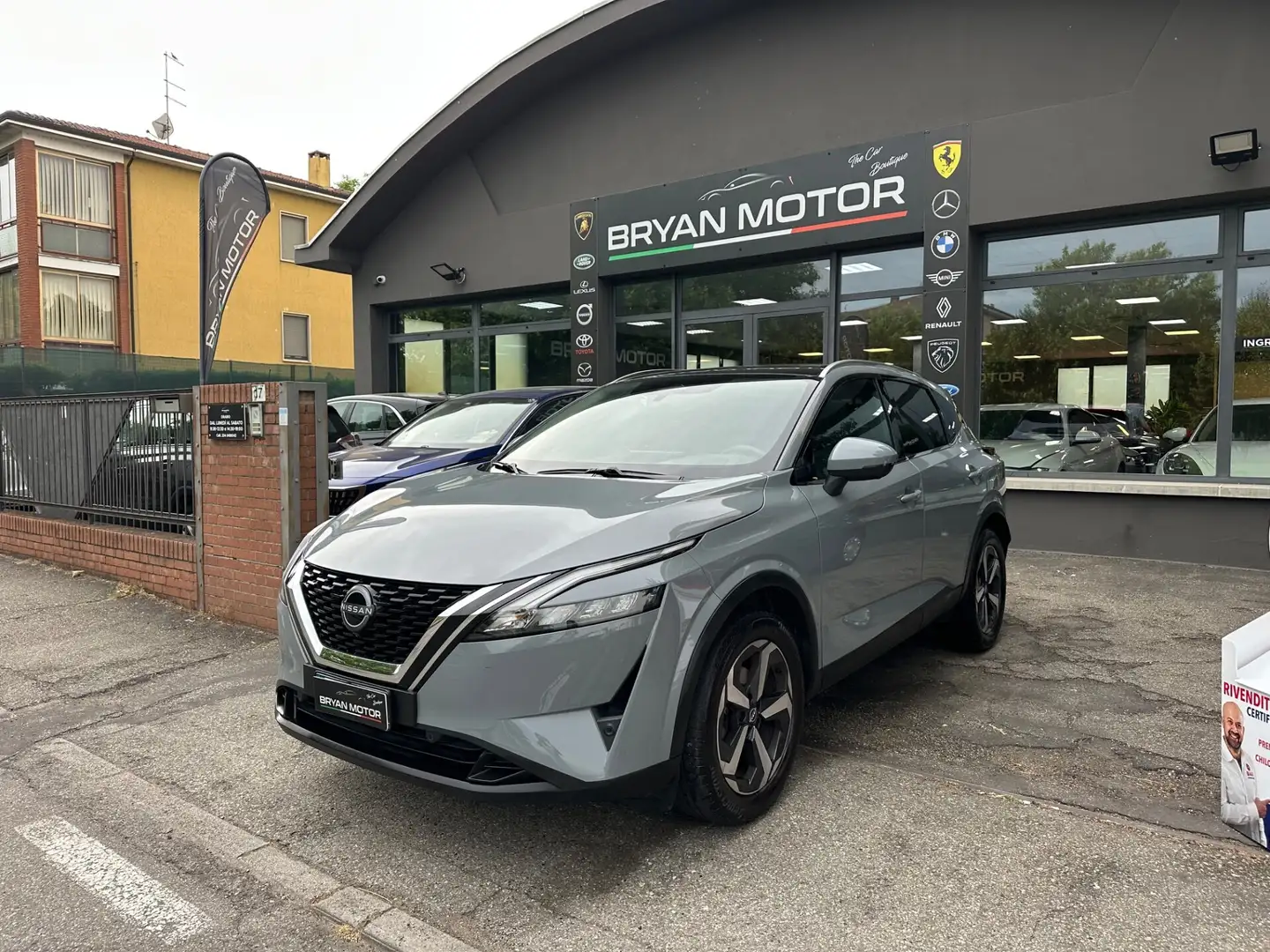 Nissan Qashqai MHEV 140 CV Tekna Grey - 2