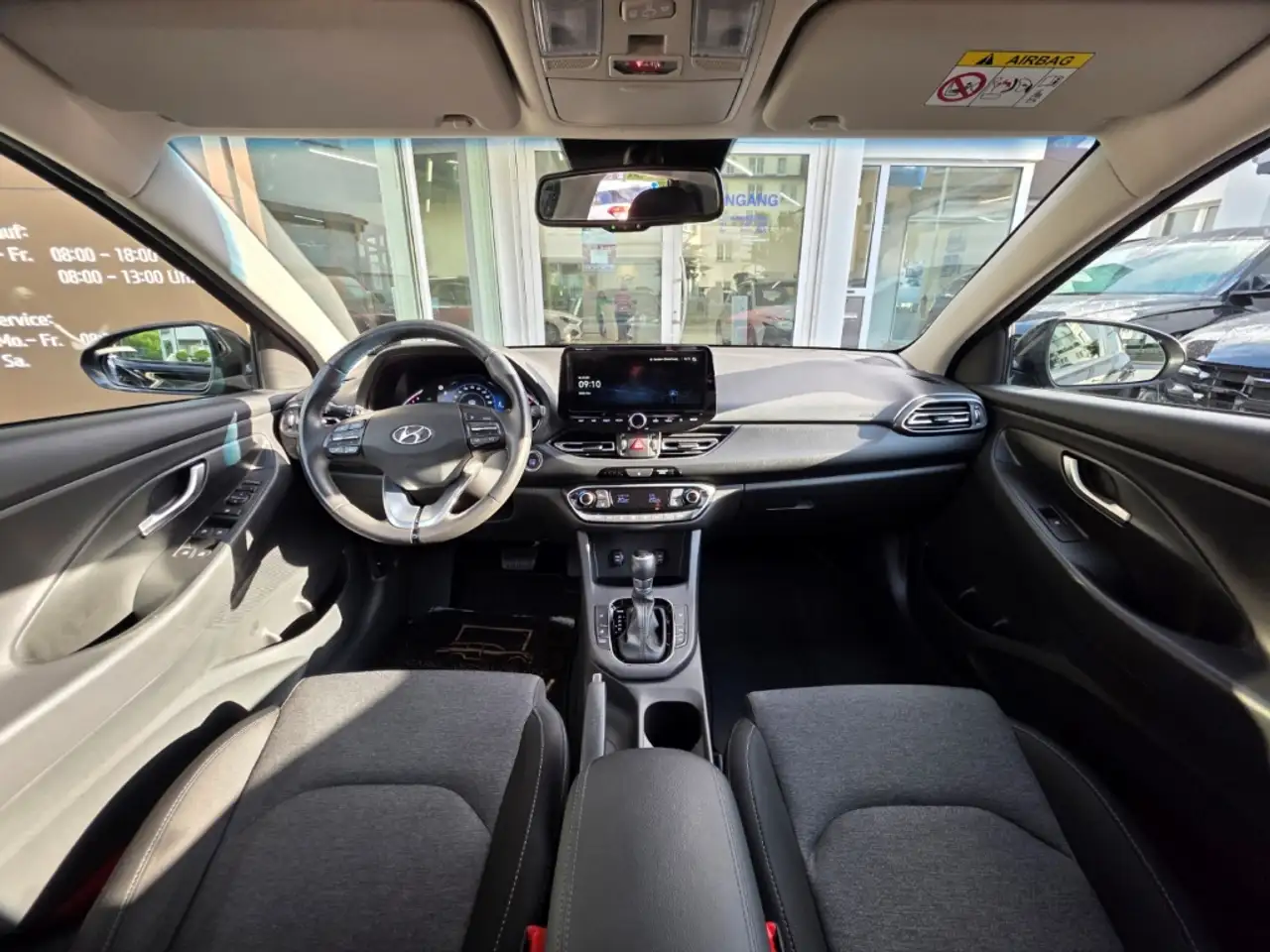 Hyundai i30 1.5 T-GDI 7-DCT Trend / Winterräder / Navi / Smart, миниатюра 14