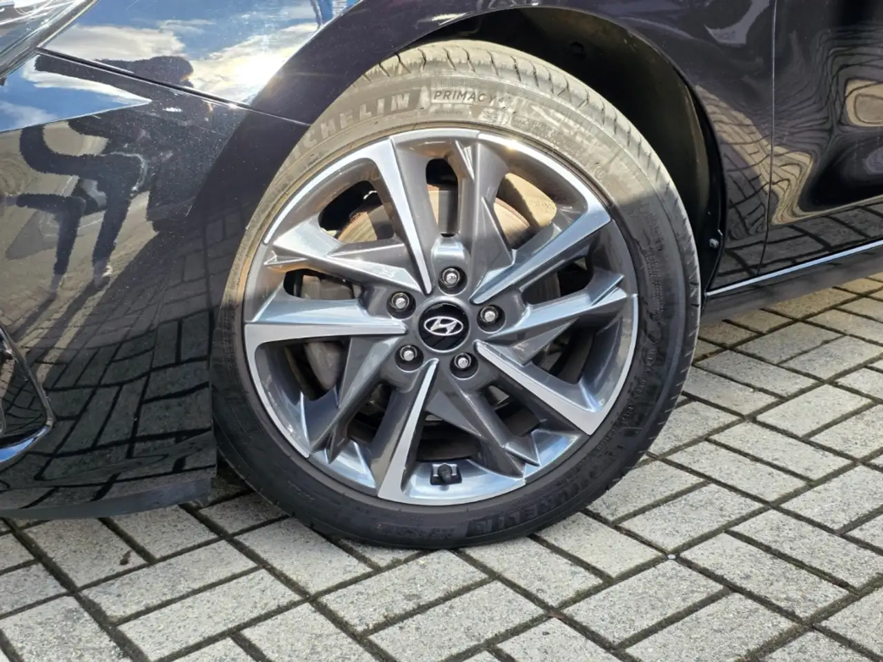 Hyundai i30 1.5 T-GDI 7-DCT Trend / Winterräder / Navi / Smart, миниатюра 5